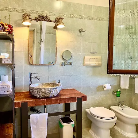 Desenzano Paradise Bed & Breakfast *
